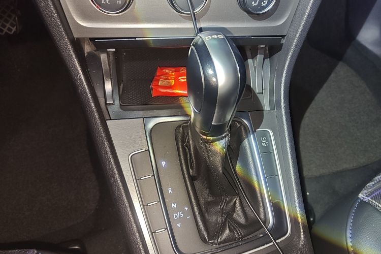 大众 高尔夫 2015款 1.4TSI 自动舒适型中控内饰18