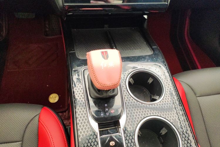 红旗HS3 2023款 1.5T 两驱善为版中控内饰18