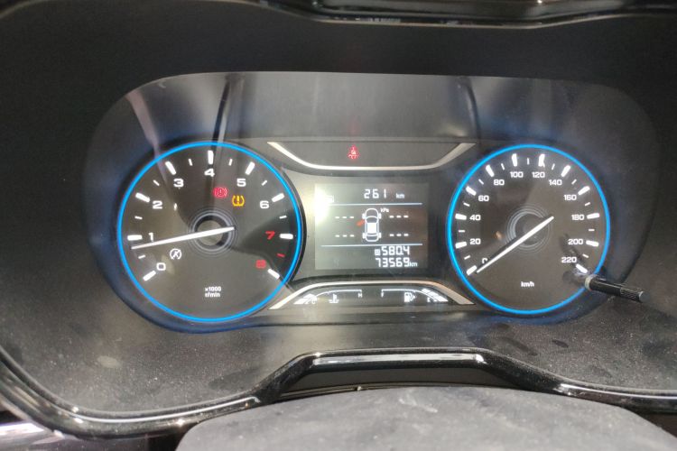 广汽传祺 传祺GS4 2019款 270T 手动两驱豪华版中控内饰14