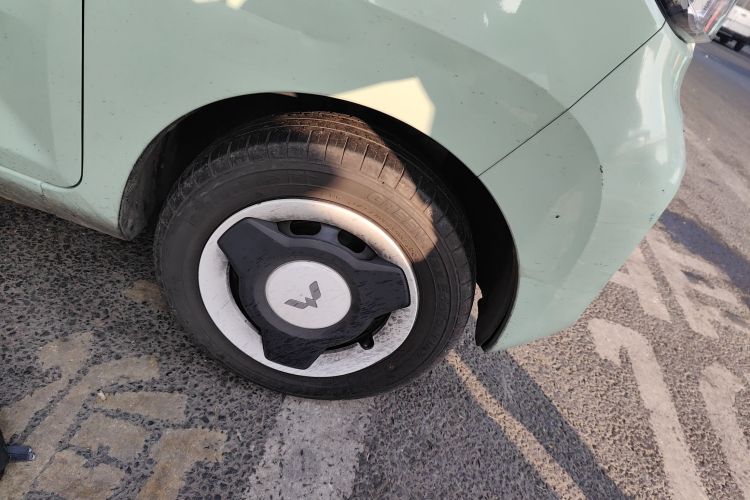 五菱汽车 宏光MINIEV 2021款 马卡龙臻享款 磷酸铁锂车身外观6007