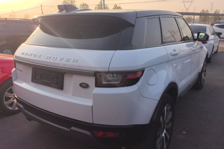 路虎 揽胜极光 2018款 240PS SE 智耀版车身外观7