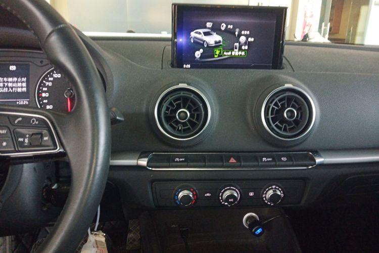 奥迪A3 2019款 Limousine 35 TFSI 进取型 国VI中控内饰16