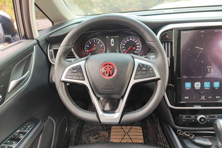 比亚迪 宋MAX 2018款 1.5T 自动智联尊享型 6座局部细节13