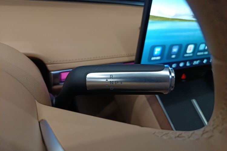 鸿蒙智行 享界S9 2024款 纯电 Max 后驱长航版中控内饰18