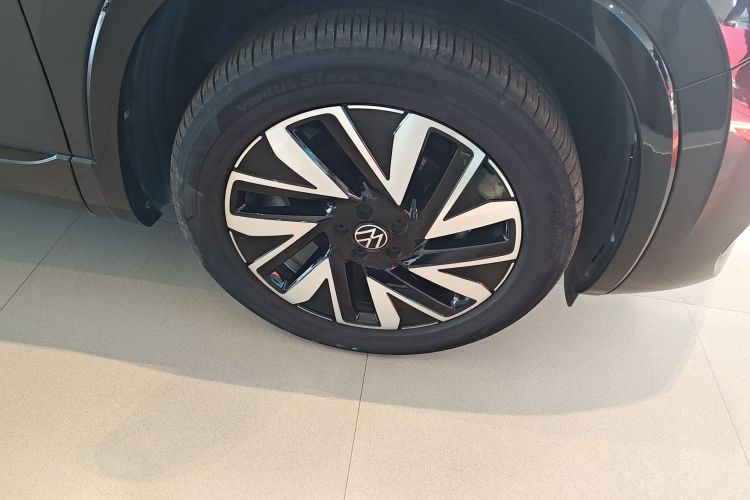 大众 探岳 2023款 改款 380TSI 四驱R-Line高能版车身外观10