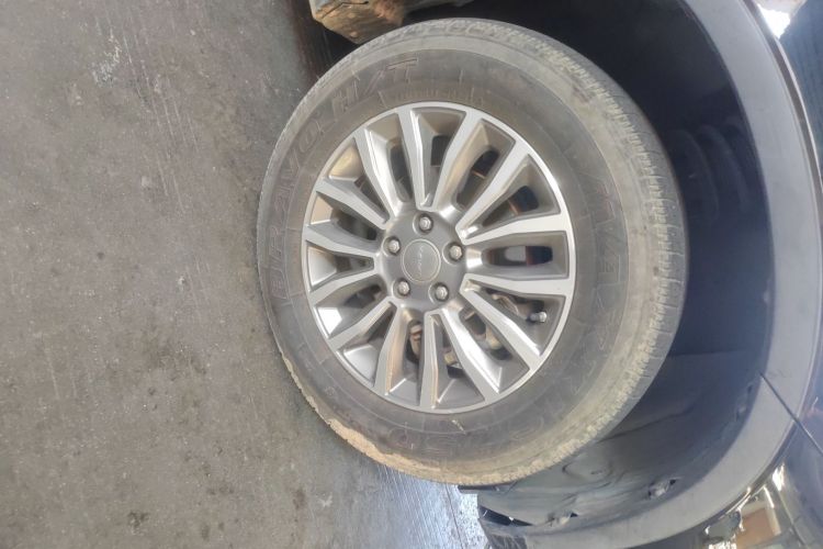 哈弗H6 2017款 红标 运动版 1.5T 自动两驱豪华型车身外观10