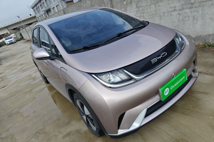 比亚迪 海豚 2023款 420km 自由版车身外观3