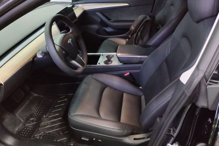 特斯拉 Model 3 2022款 后轮驱动版局部细节19