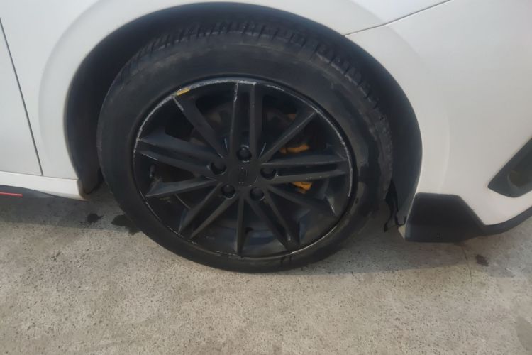 吉利汽车 2022款 缤瑞COOL 1.5T DCT电掣版车身外观10