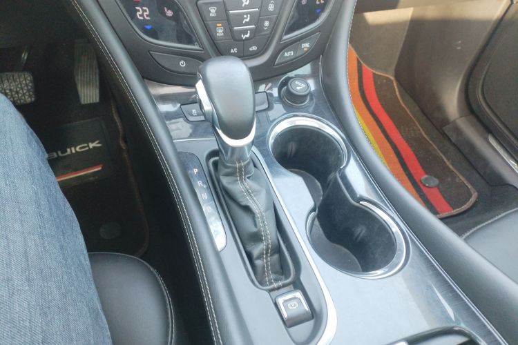 别克 昂科威 2016款 20T 两驱精英型局部细节18