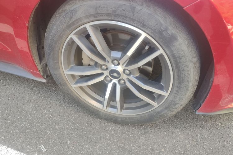 福特 Mustang 2017款 2.3T 性能版车身外观10