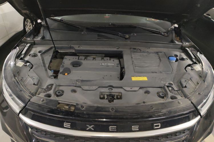 星途凌云 2019款 1.6T 两驱钻石版机舱底盘24