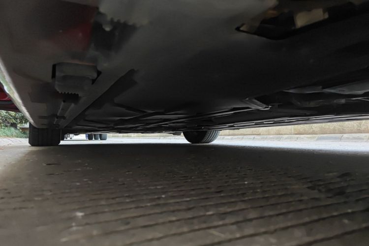 奔驰A级 2019款 改款 A 180 L 运动轿车局部细节9003