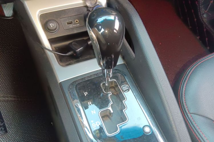 江汽集团 瑞风S3 2016款 1.5L CVT豪华智能型局部细节18