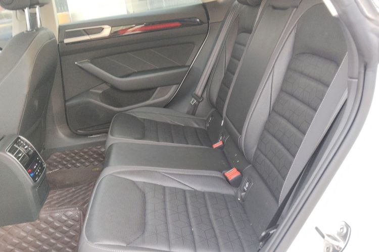 一汽-大众CC 2024款 猎装车 380TSI 猎心版中控内饰7004