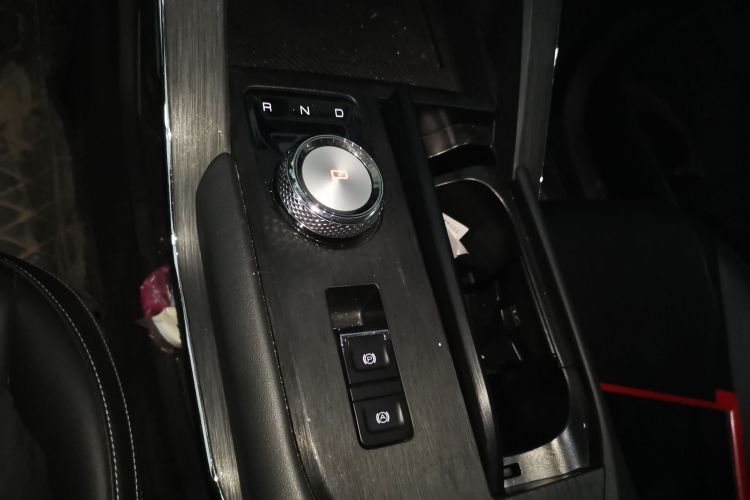 哈弗H6 2022款 第三代 1.5T DHT中控内饰18