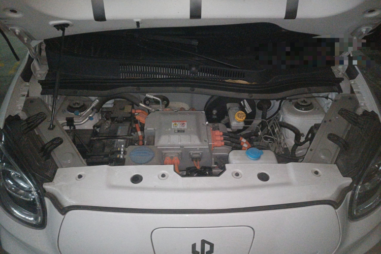 零跑汽车 零跑T03 2021款 400轻享版 三元锂局部细节24