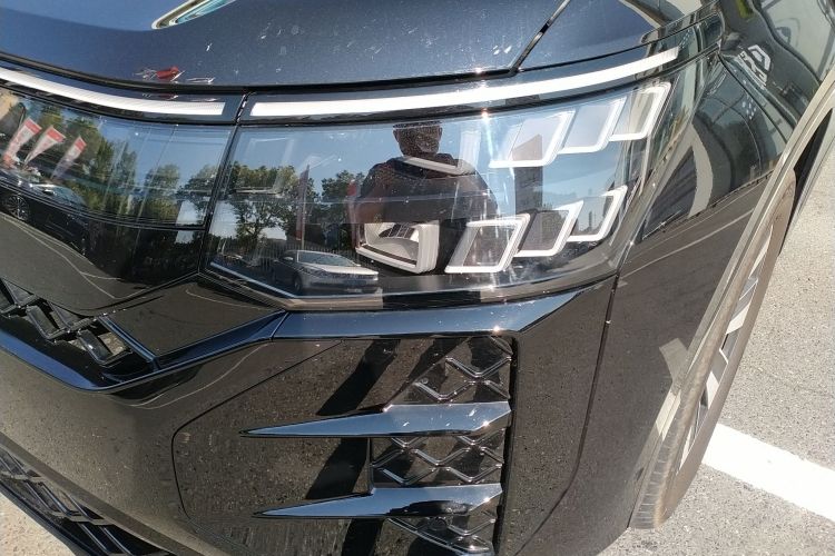 大众 2025款 途昂 Pro 450TSI 四驱纵横版局部细节36