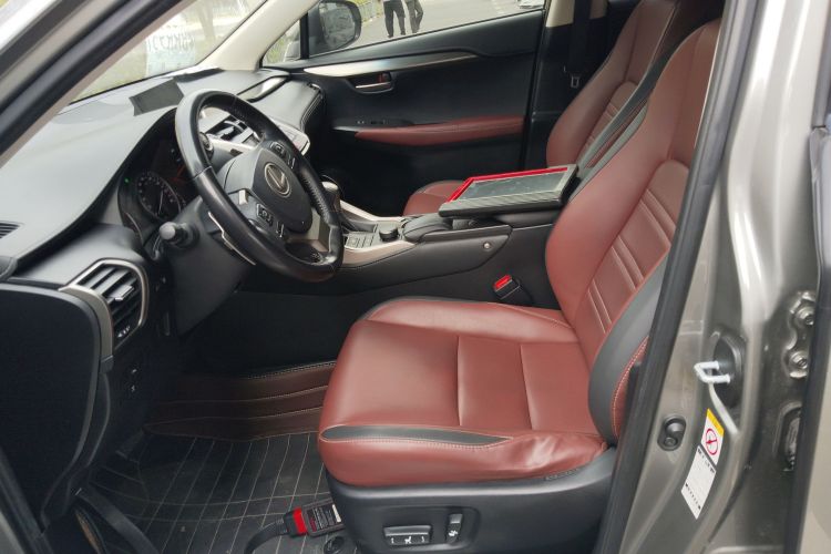 雷克萨斯NX 2015款 200t 全驱 锋尚版局部细节19