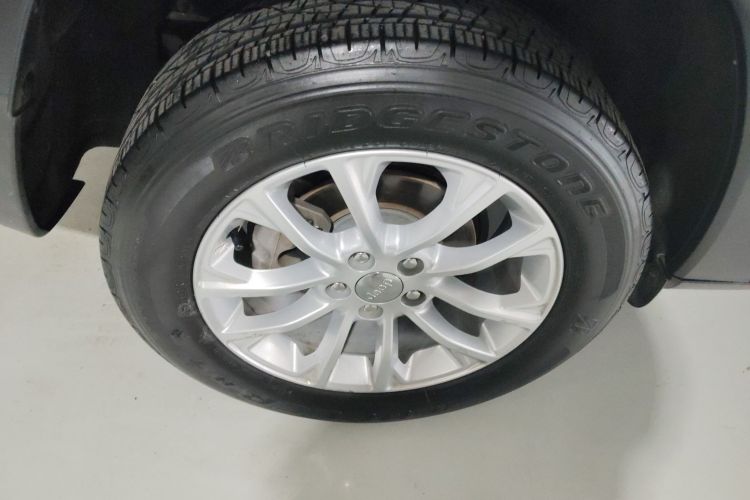 Jeep 自由光 2019款 2.0T 两驱智享版 国V车身外观56