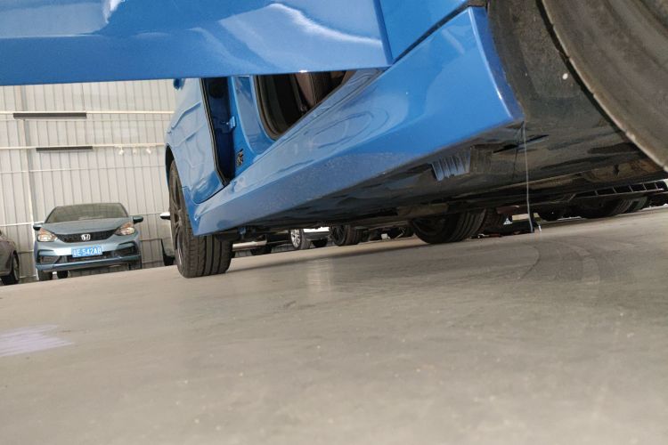 宝马1系 2021款 125i M运动曜夜版局部细节9001