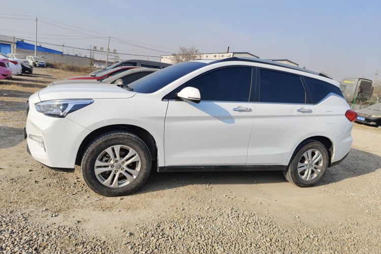 哈弗M6 2018款 1.5T 手动两驱精英型车身外观4