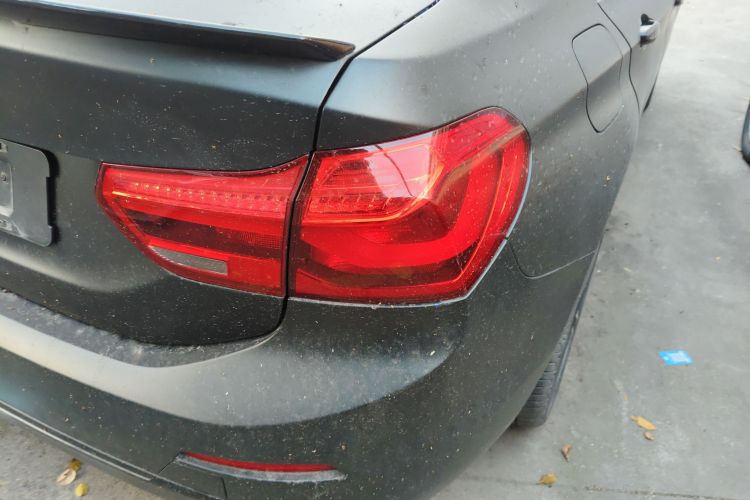 宝马1系 2018款 118i 运动型车身外观6006