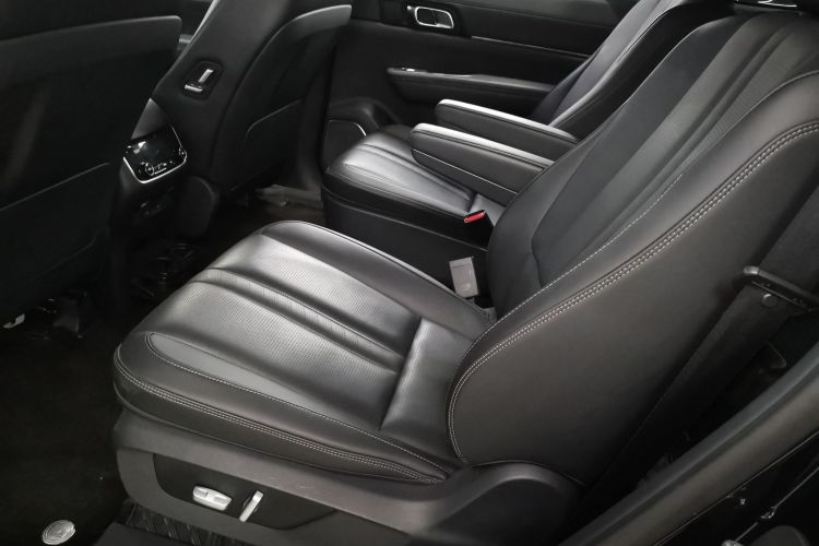 理想汽车 理想ONE 2020款 增程6座版中控内饰21