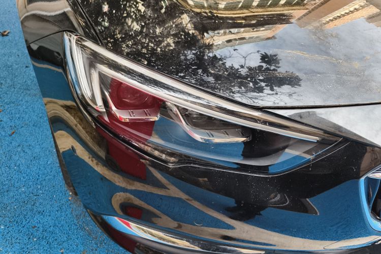 别克 君威 2019款 20T 豪华型 国VI车身外观8