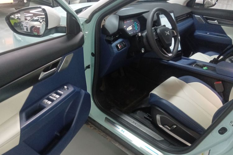 小鹏G3 2022款 G3i 460N中控内饰7003