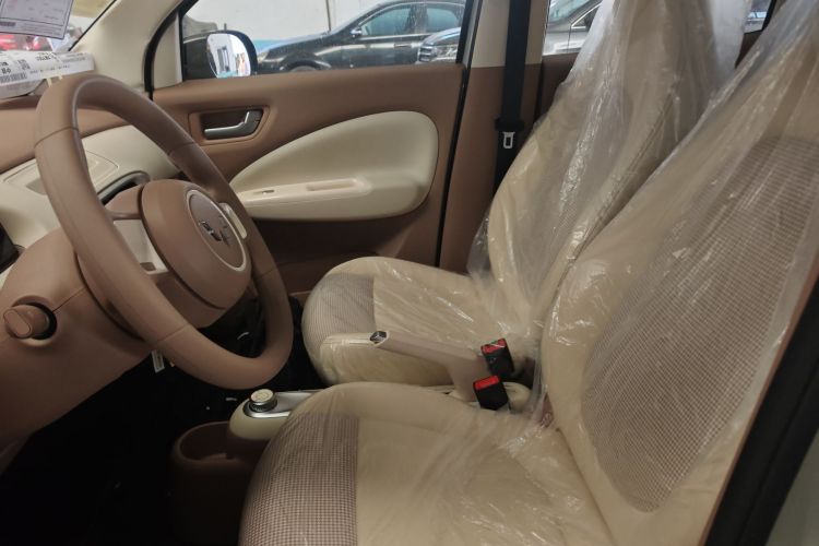 五菱汽车 宏光MINIEV 2025款 四门版 进阶款中控内饰19