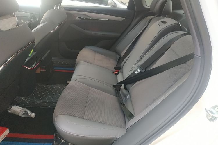 岚图汽车 岚图追光 2024款 PHEV 四驱超长续航行政版中控内饰21