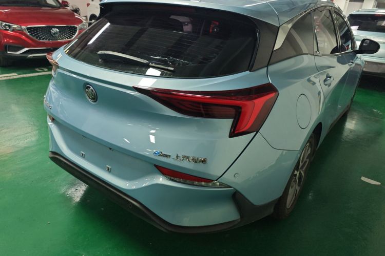 别克 微蓝6 2020款 插电混动 互联智享型车身外观7