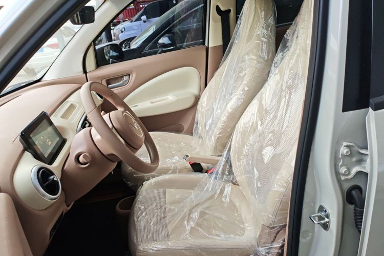 五菱汽车 宏光MINIEV 2025款 四门版 进阶款中控内饰19