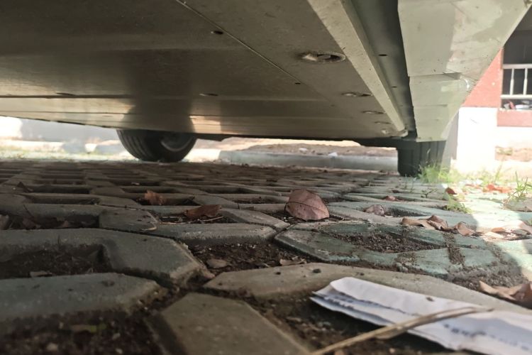 极氪001 2022款 超长续航双电机 YOU版局部细节9004