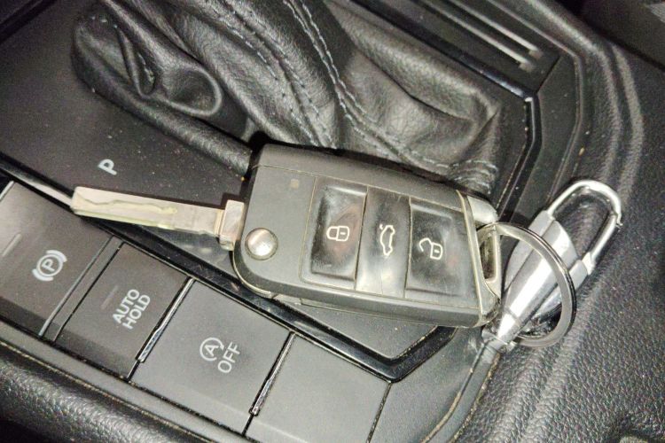 大众 朗逸 2023款 1.5L 自动得逸版中控内饰11