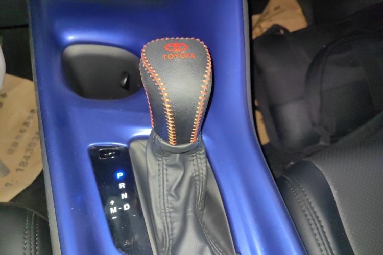 丰田 奕泽IZOA 2021款 2.0L 奕享版中控内饰18