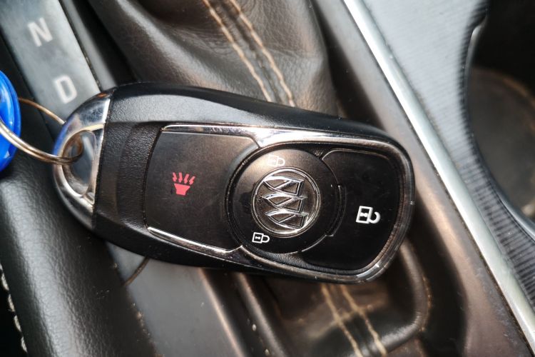 别克 昂科威 2016款 20T 两驱领先型中控内饰7001