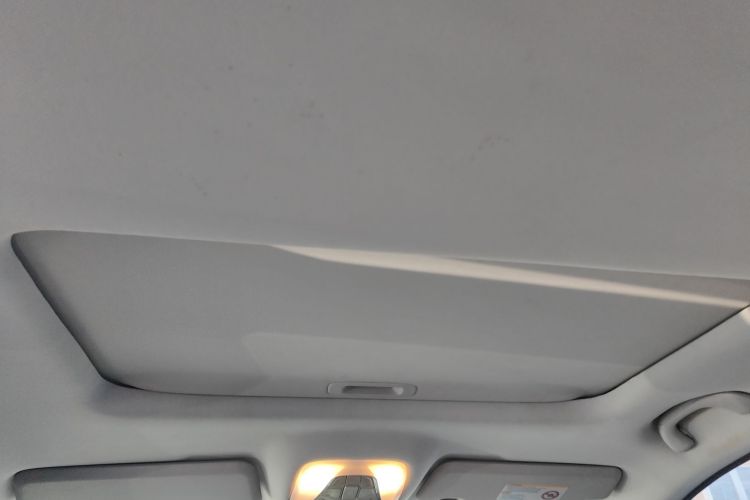 广汽传祺 传祺GS4 2015款 200T G-DCT精英版中控内饰22