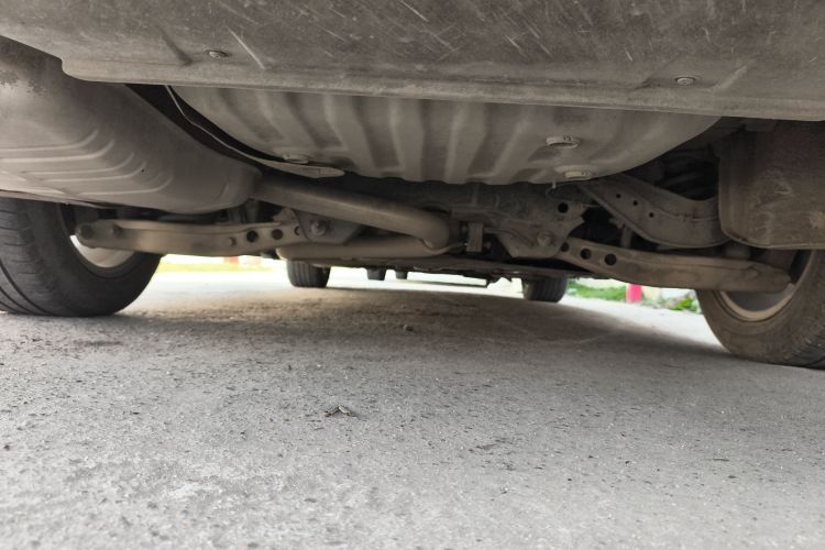 别克 君威 2022款 552T 智享型局部细节9009