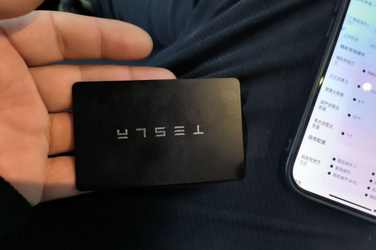 特斯拉 Model 3 2021款 标准续航后驱升级版中控内饰11