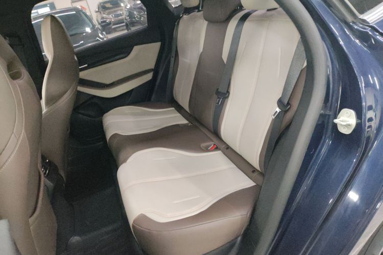 比亚迪 秦PLUS 2023款 冠军版 DM-i 55KM领先型中控内饰21