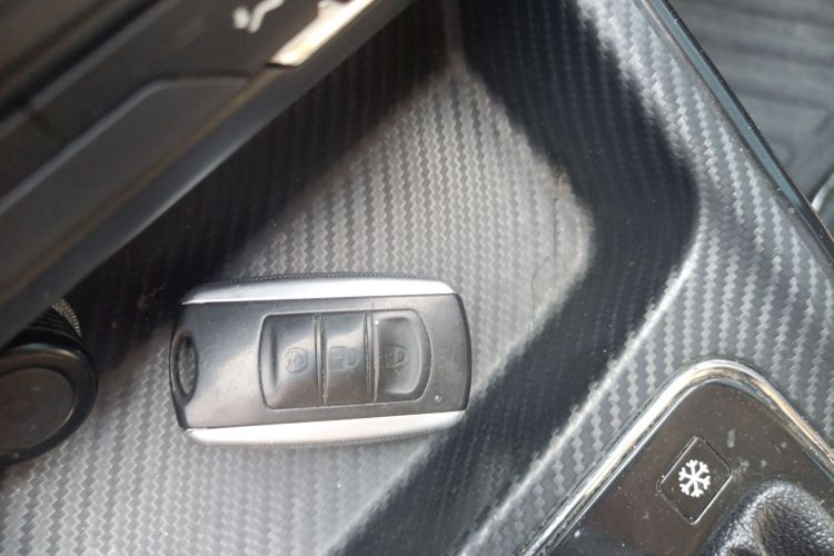 东风风光 风光370 2020款 S370 1.5L CVT豪华型 5座中控内饰11