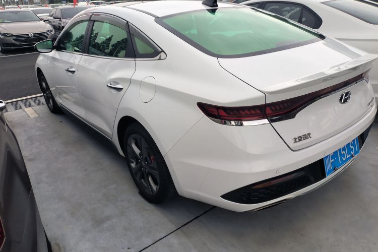 现代 菲斯塔 2019款 280TGDi 智速版 国VI车身外观4