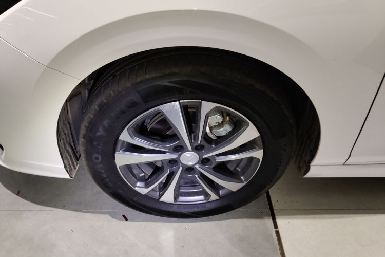 长安 逸动 2024款 PLUS 蓝鲸NE 1.4T GDI DCT高能版车身外观6007