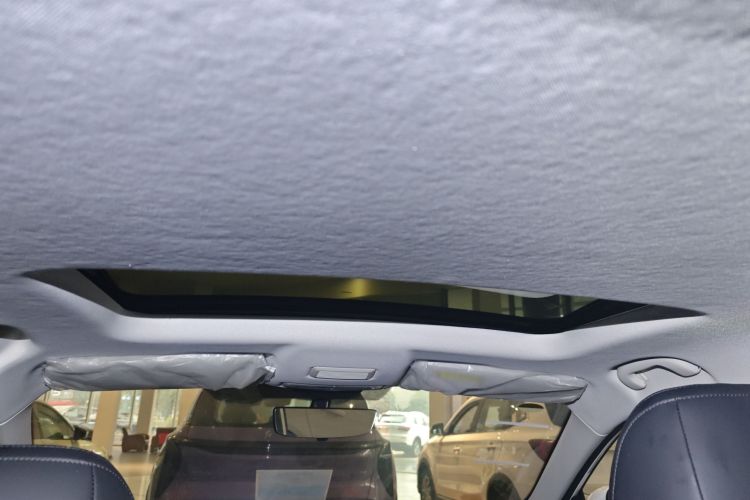 荣威i5 2026款 1.5L CVT豪华版中控内饰22