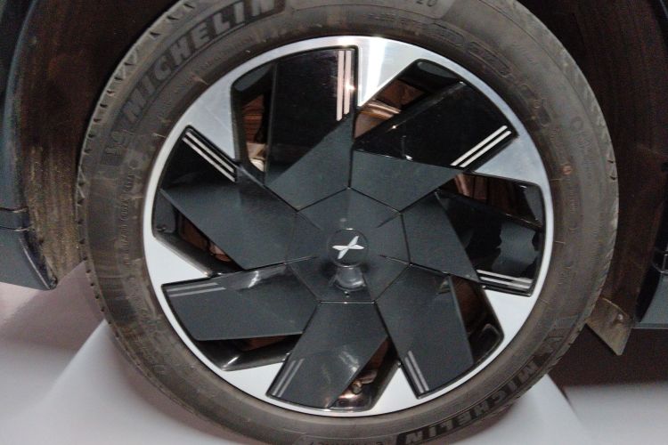 小鹏X9 2024款 702超长续航Max车身外观6008