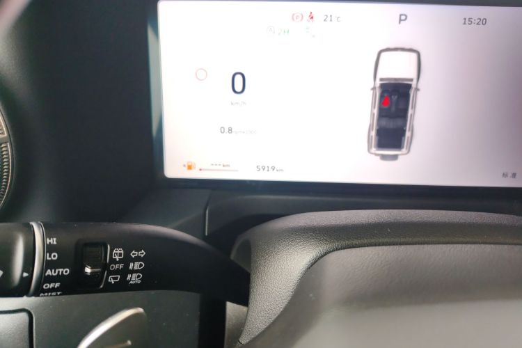 坦克300 2025款 2.0T 征服者中控内饰15