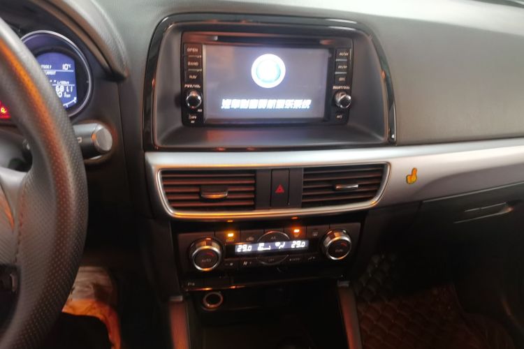 马自达CX-5 2015款 2.0L 自动两驱都市型中控内饰16