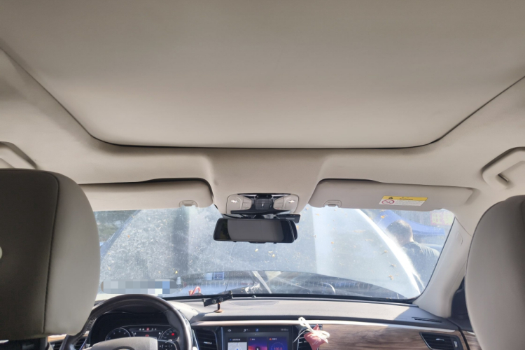 广汽传祺 传祺GS8 2017款 320T 两驱豪华智联版（七座）局部细节22